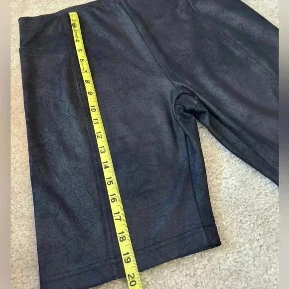 Free People Women Bike Shorts Heatwave Faux Suede Black Moto Goth Size Large L - Picture 7 of 8